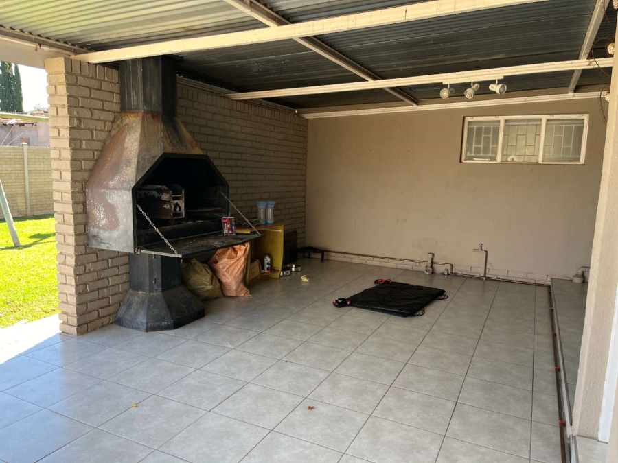 3 Bedroom Property for Sale in Blydeville Northern Cape